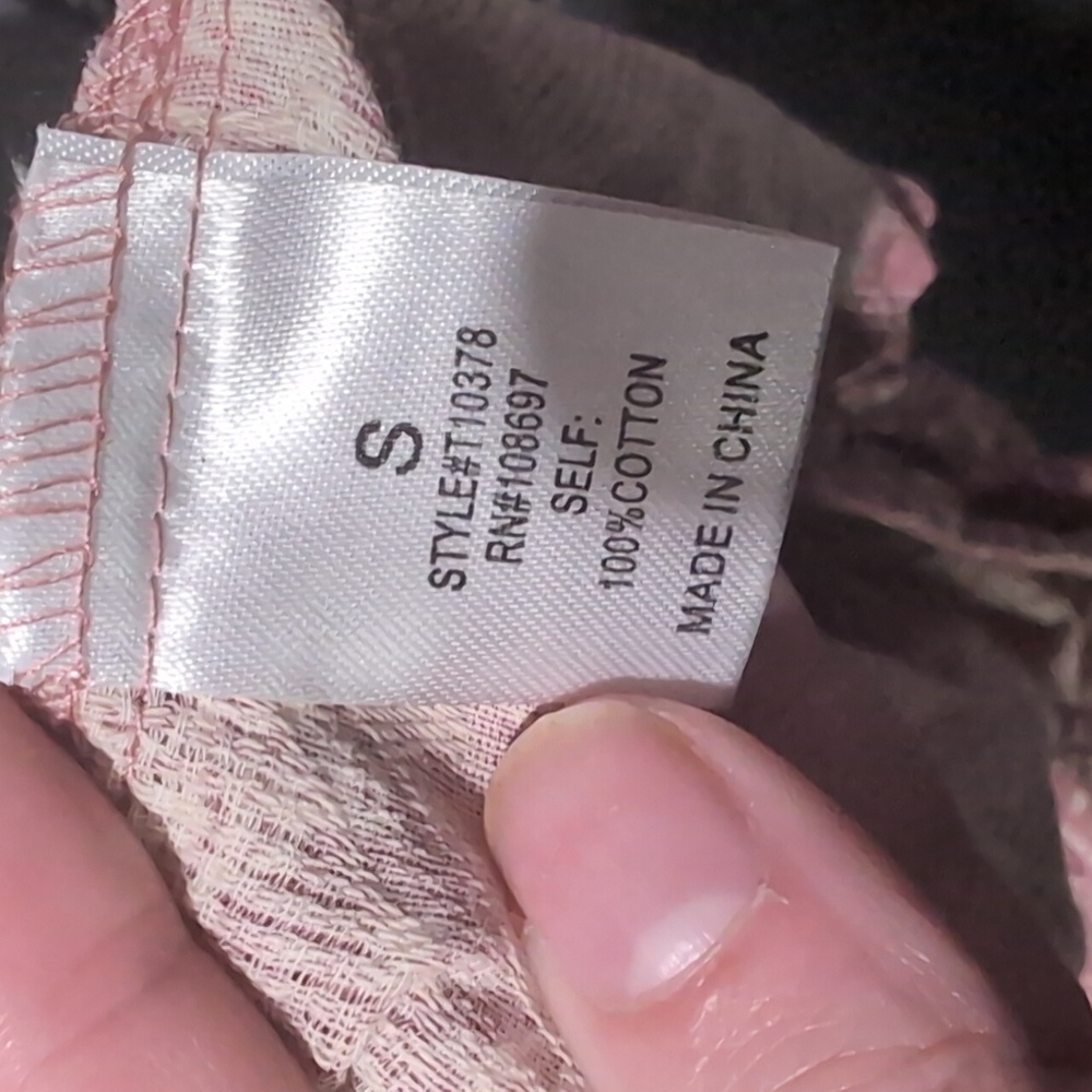 Altar'd State Pink Patterned Women's Top - Picture 4 of 4
